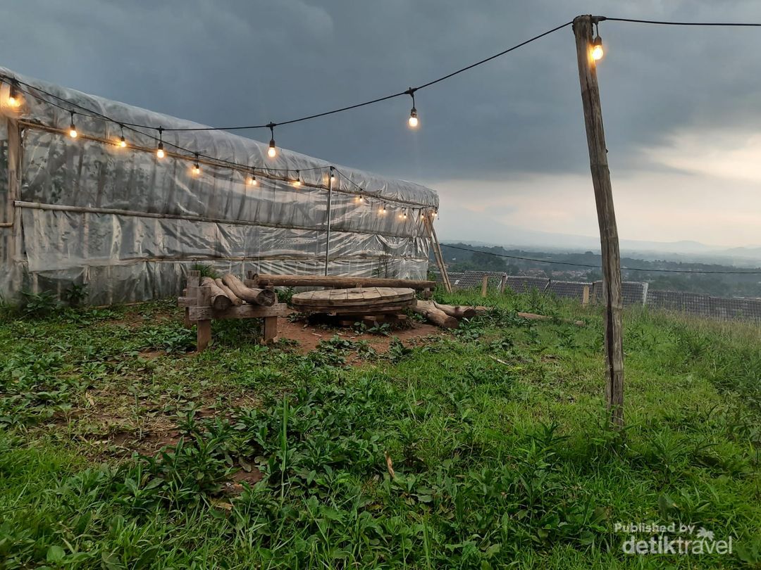 outdoor kedai kopi loa