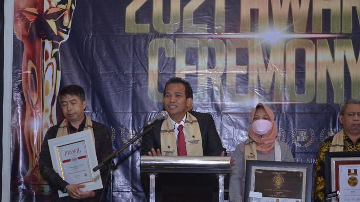 Teknologi sosrobahu yang ciptaan Tjokorda Raka Sukawati pulang kampung. Teknologi ini digunakan lagi di dalam negeri setelah bertahun-tahun tak digunakan di Indonesia.