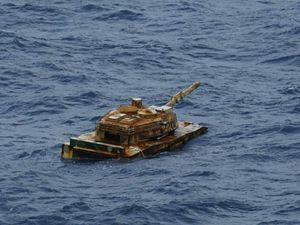 Muncul di Natuna hingga Kepri, Benda Mirip Tank Masih Misterius