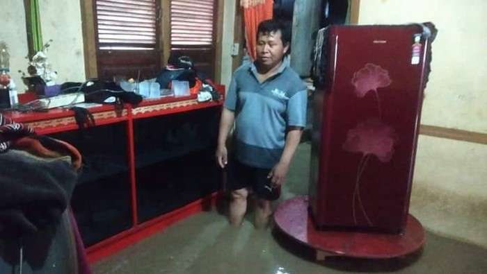 70 rumah di Kota Sungai Penuh, Jambi, terendam banjir sejak 4 hari lalu. (Dok. BNPB)