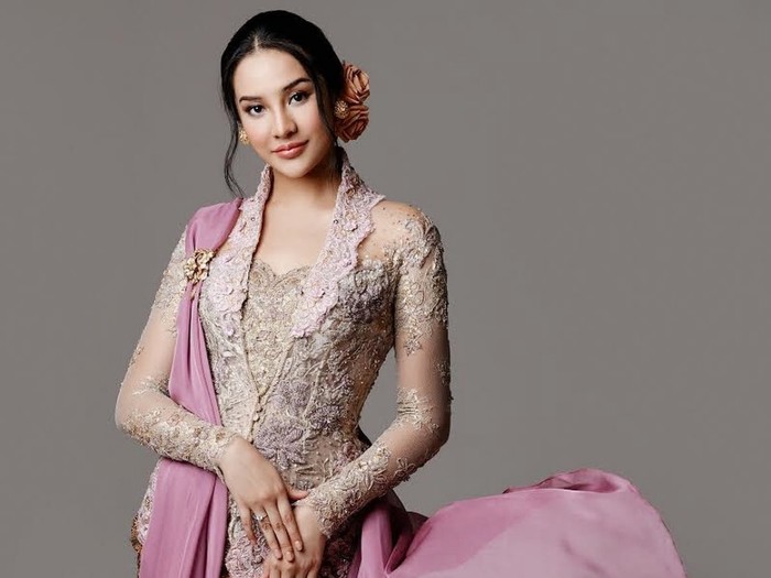 Anya Geraldine