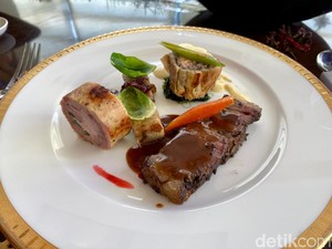 Rayakan Natal dengan Wagyu Tomahawk hingga Turkey Roulade yang Spesial
