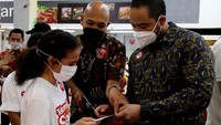 Acara tersebut juga dihadiri langsung oleh anggota panti asuhan dalam acara Telkomsel Siaga NARU 2021 di Solo. Ada juga program bantuan CSR Telkomsel berupa bantuan modal, paket sembako, dan suplemen, serta donasi kepada anak negeri yang terdiri dari anak yatim piatu yang terdampak pandemi, masyarakat kurang mampu dalam kondisi sakit, pemilik usaha kecil terdampak pandemi, tenaga kesehatan, serta pengelola tempat ibadah dan yayasan.