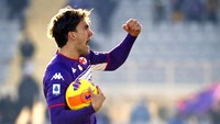 Arsenal dan Juventus Mau Vlahovic, Fiorentina: Duh... Agennya Ribet