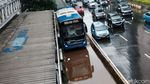 Jakarta Hujan, Jalur TransJakarta Dekat Halte Dukuh Atas Tergenang