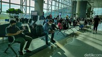 Pengelola bandara menyebut jumlah penumpang kali ini naik signifikan dibandingkan saat Nataru tahun lalu. 