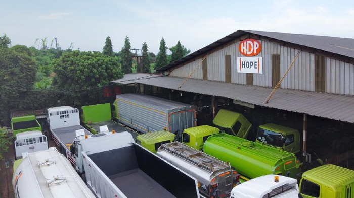 Karoseri Truk