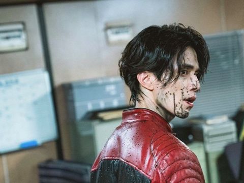 Lee Dong Wook dalam drama Korea Bad and Crazy Lee Dong Wook dalam drama Korea Bad and Crazy