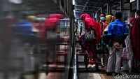 Perlu diketahui PCR untuk anak dibawah 12 tahun akan berlaku 24 Desember. Dan untuk warga juga diimbau untuk tidak terlalu merayakan Nataru dengan euforia yang berlebihan.
