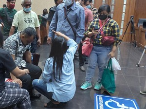 Sempat Sesak Napas, Maskur Minta Pemeriksaan Dirinya di Sidang Azis Ditunda