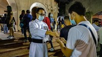 Simbang Gabi adalah sebuah Tradisi Iman menjelang Perayaan Natal yang sudah mentradisi dan membudaya serta mengakar dalam kehidupan umat Katolik Filipina.  