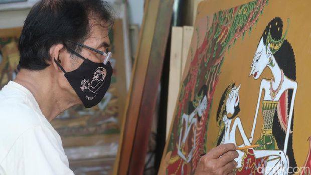 Suasana di studio lukis Petrus Herjaka di Kalurahan Pendowoharjo, Kapanewon Sewon, Kabupaten Gunungkidul.