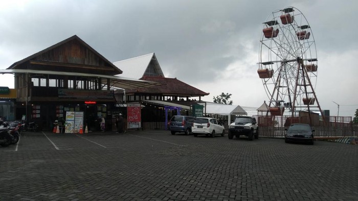 tempat Wisata Pintu Langit Prigen