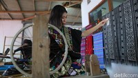 Motif Tenun khas Lombok Sasak yang bernama Subahnale ini sangat bernilai tinggi dan memiliki arti yang luas. Ada persyaratan khusus untuk membuat motif subahnale dan tak bisa sembarang orang membuatnya.