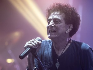 Genap 80 Tahun, Ahmad Albar Ogah Pensiun Main Musik Sampai Akhir Hayat!