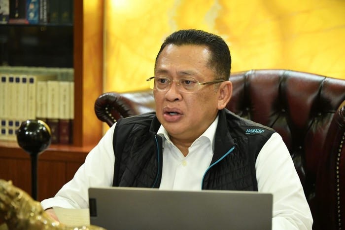 Bamsoet Ajak Masyarakat Perkuat Kepedulian Sosial di Momen Natal