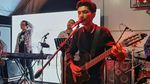 Payung Teduh Hibur Milenial Depok