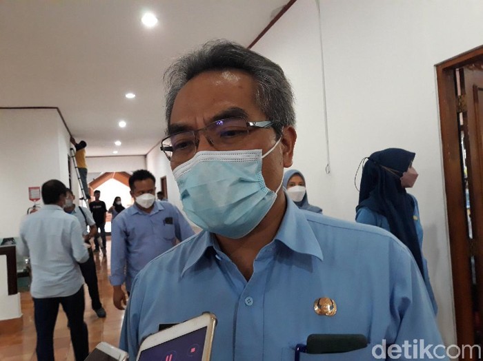 Bupati Bantul Abdul Halim Muslih, Selasa (21/12/2021).