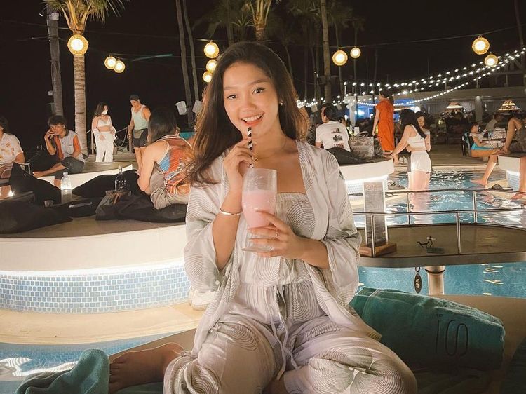 Chandrika Chika, Seleb TikTok yang Doyan Milkshake dan Sushi