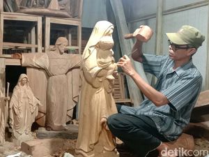 Perajin Patung Rohani di Jepara Kebanjiran Pesanan Jelang Natal