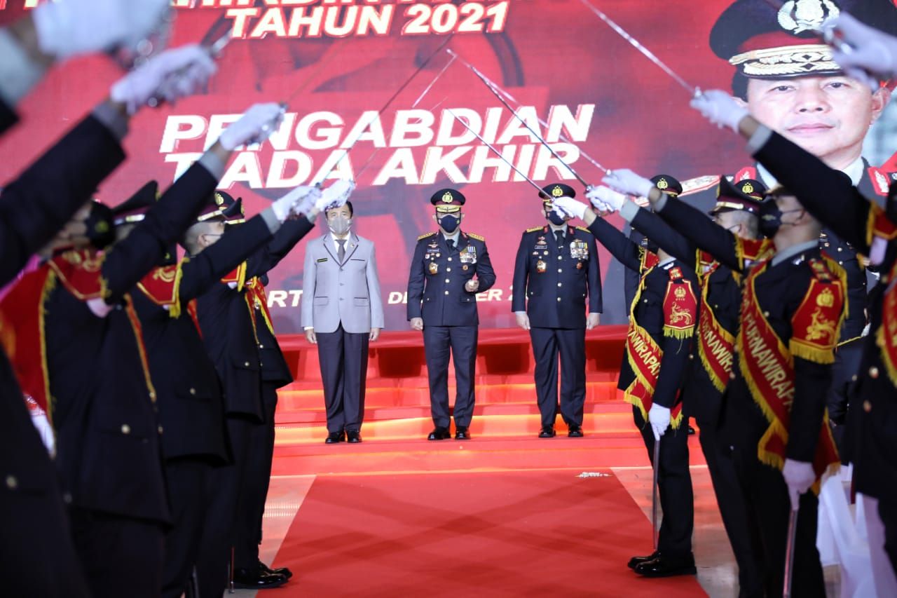 Kapolri Jenderal Listyo Sigit menghadiri acara pembinaan tradisi pra-pengakhiran dinas Pati Polri tahun 2021
