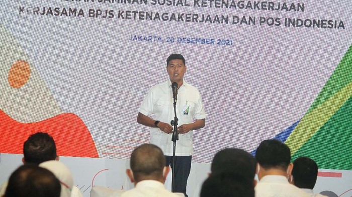 BP Jamsostek bersinergi dengan PT Pos Indonesia. Kini warga bisa daftar dan bayar iuran Jamsostek di Kantor Pos.