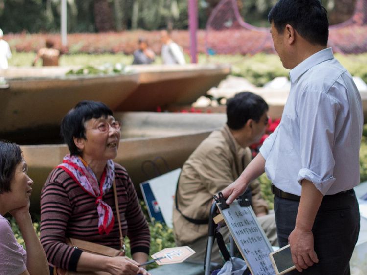 Uniknya Pasar Jodoh di Taiwan, Isinya Para Orang Tua