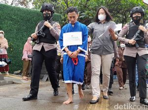 Jabar Hari Ini: Begal Payudara Diarak-Bansos Herry Wirawan Disorot