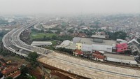 Satuan kerja Jalan Tol Cisumdawu berencana membuka secara fungsional ruas jalan seksi 1 (Cileunyi-Pamulihan) selama libur Natal 2021 dan Tahun Baru.