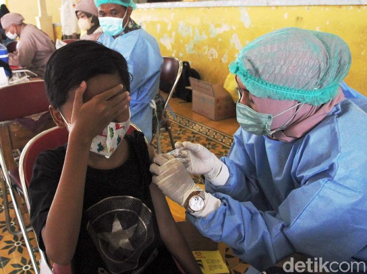 Saat Anak-anak di Yogyakarta Jalani Vaksinasi COVID-19