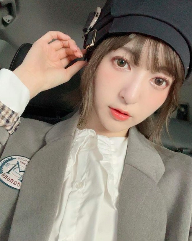 Tragisnya, Sayaka jatuh dari lantai 22 ke lantai 14. Ketika ditemukan, wanita 35 tahun itu sudah bersimbah darah. Foto: dok. Instagram/@sayakakanda