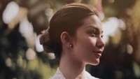  Selain dikenal cantik dan seksi, aktris berbakat, Ariel Tatum kerap membuat netizen dan penggemarnya terkejut dengan kebiasaannya yang cukup merakyat. Foto: Instagram @arieltatum/Site