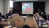 Selain itu pada sesi diskusi menghadirkan rektor-rektor ternama yang ada di wilayah Banten.
