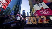 Sementara itu, varian baru virus Corona, Omicron, dilaporkan kini dominan di wilayah Amerika Serikat (AS). Kasus-kasus varian Omicron tercatat menyumbang 73,2 persen kasus baru di AS dalam sepekan terakhir. Seperti dilansir AFP, Selasa (21/12/2021), lonjakan kasus varian Omicron didasarkan pada data penghitungan Pusat Pengendalian dan Pencegahan Penyakit (CDC) selama sepekan yang berakhir pada Sabtu (18/12) waktu setempat. AP Photo/Seth Wenig.