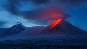 Juara kategori Landscape: Denis Budkov Camera: Canon 5D mark III Lens: Canon 24-70 2.8 EXIF: 30 sec., F10, ISO 1250, 50mm Accessories: Tripod – Manfrotto 190XPROB, remote control Foto: The Nature Photographer of the Year