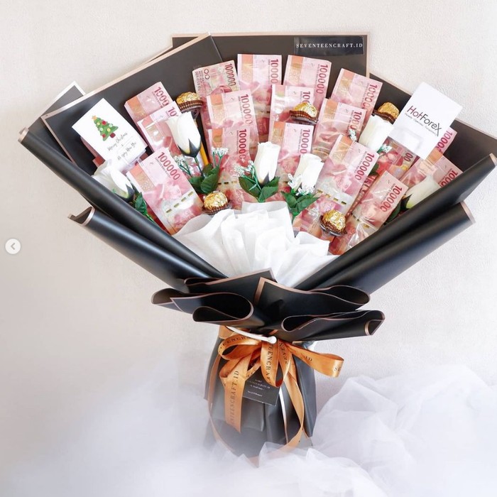 Tren seserahan buket uang.