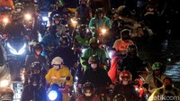 Oleh karena itu, penting bagi pemerintah untuk bisa mengatur pergerakan masyarakat sebagai upaya mengantisipasi penyebaran virus Corona.