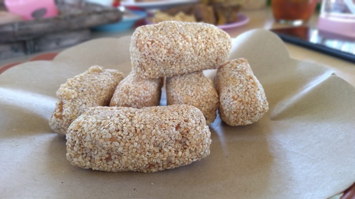 10 Nama Makanan Indonesia yang 'Jorok', Kontol Kejepit hingga Ketupat Jembut