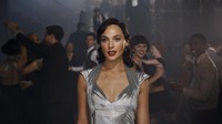 Gal Gadot main sebagai Linnet Ridgeway-Doyle dalam film ini. (Foto: dok. 20th Century Studios)  
