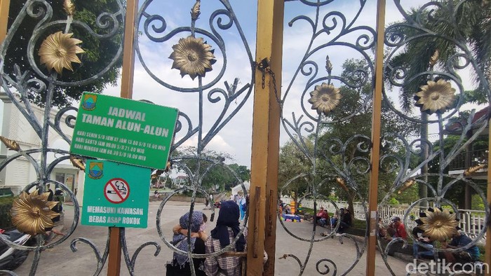 Jalan Siti Jenab yang ditutup dan dijadikan kawasan Alun-alun Cianjur berujung somasi ke Pemkab Cianjur