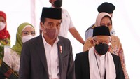 Muktamar NU ke-34 mengusung tema Satu Abad NU: Kemandirian dalam Berkhidmat untuk Peradaban Dunia.