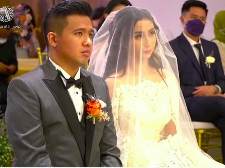 Tawa hingga Haru Joshua Suherman dan Clairine Clay di Hari Pernikahan