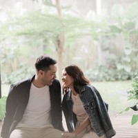 Lala Karmela yang menikah dengan Chris Hartland pada 21 Desember 2021 menunaikan ibadah puasa pertamanya sebagai seorang istri. Foto: Dok. Instagram