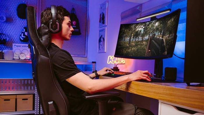 Monitor Curved