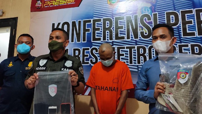 Polisi tangkap pencuri yang sasar rumah warga di Depok