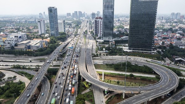 Ribuan Kendaraan Tinggalkan Jabodetabek