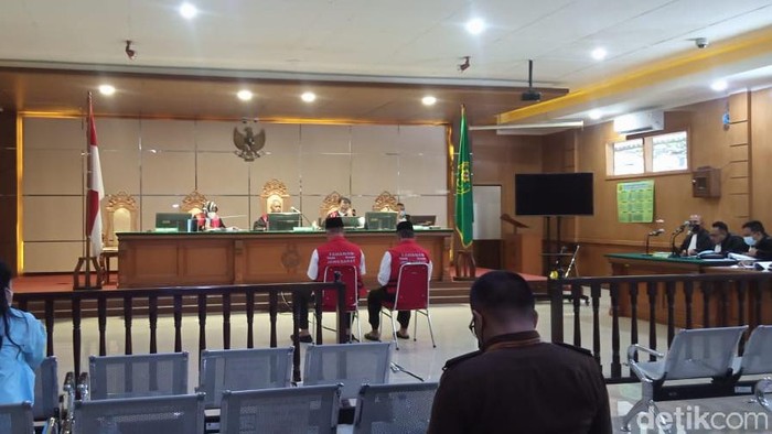 Sidang korupsi eks kades KBB.