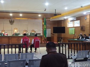 Ajukan Eksepsi, Eks Kades Lembang Korupsi Rp 50 M Minta Dibebaskan