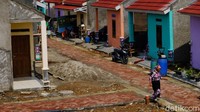 Salah satu penghuni mengatakan, bangunan ini diberikan secara gratis.  