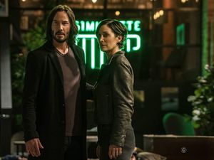 Review The Matrix Resurrections: Kisah Cinta Neo dan Trinity